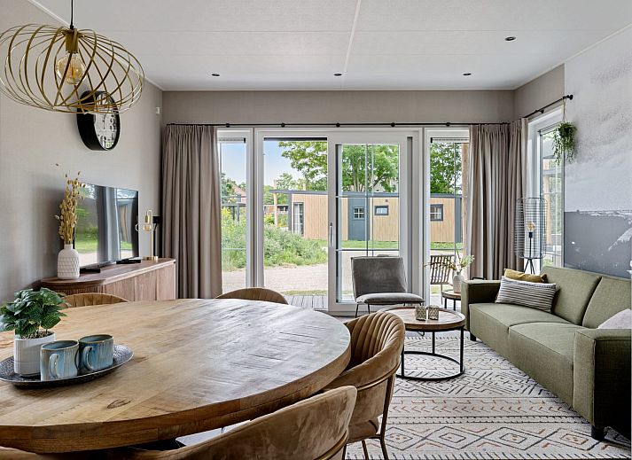 Aerial photo of Duinchalet vacation park in Ouddorp, surrounded by nature.