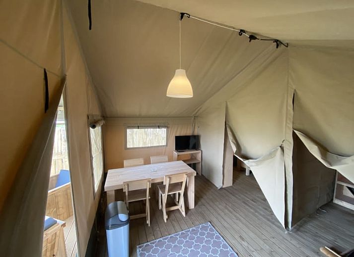 Guest house 681808 - Tent house Noordzeekust - Safaritent + toilet