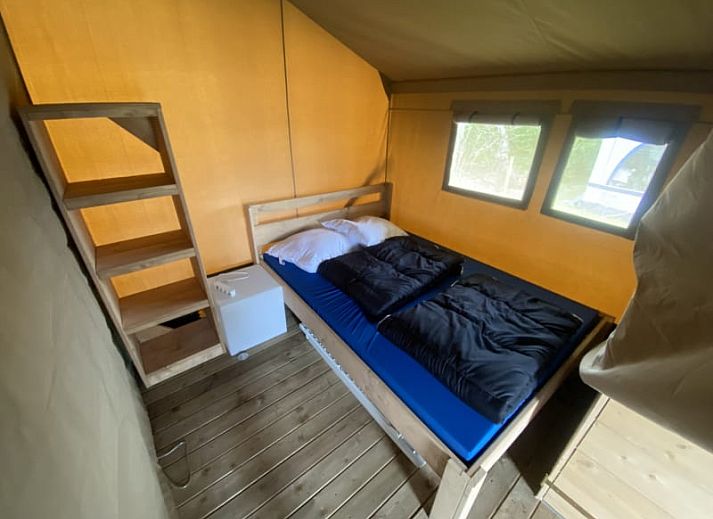 Guest house 681808 - Tent house Noordzeekust - Safaritent + toilet