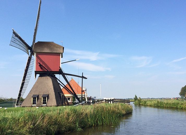 Comfortabele slaapkamer in Vakantiehuis nr 23 Bungalowpark Puik en Duin, Noordwijk aan zee, Noordzeekust, Zuid-Holland.