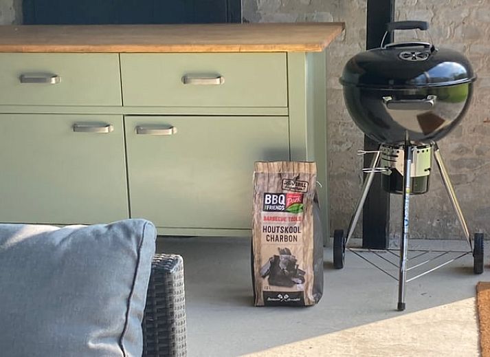 Cozy sitting area in Holiday home in Tinte, ideal for relaxation in South Holland.