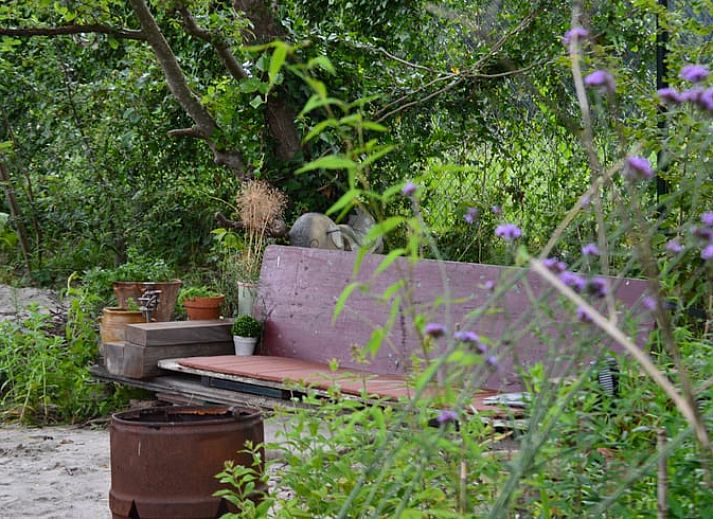 Moderne keuken in Vakantiehuis in Rotterdam met uitzicht op het water, ideaal voor koken in Rotterdam eo, Zuid-Holland.