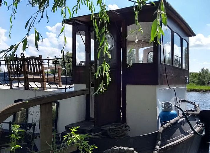 Moderne keuken in Vakantiehuis in Rotterdam met uitzicht op het water, ideaal voor koken in Rotterdam eo, Zuid-Holland.