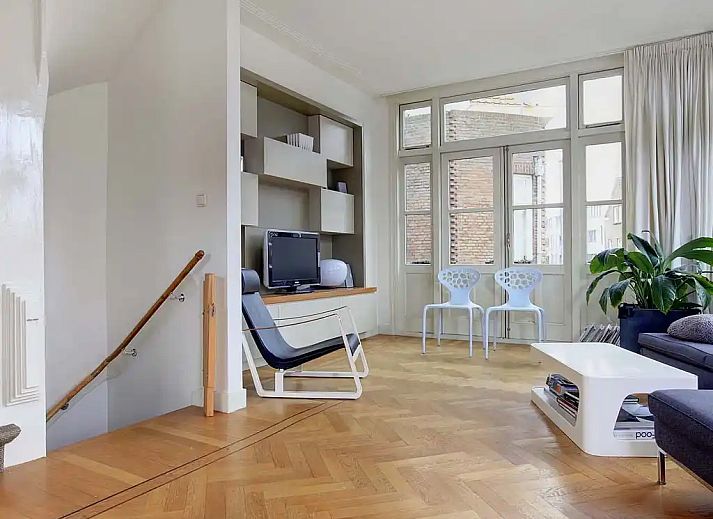 Guest house 700211 - Holiday property Rotterdam eo - Onder architectuur vernieuwd huis