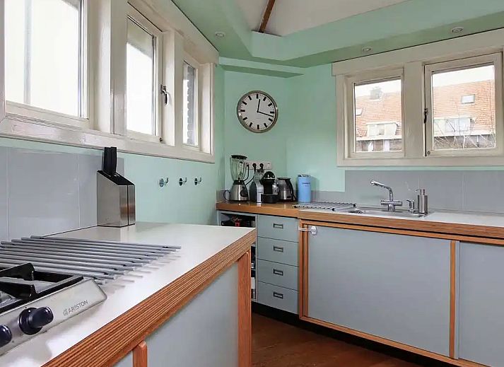 Guest house 700211 - Holiday property Rotterdam eo - Onder architectuur vernieuwd huis