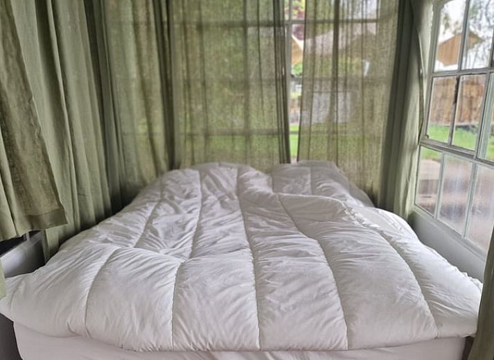 Restful water views from Cottage in Bleiswijk, vacation home in Rotterdam, South Holland.