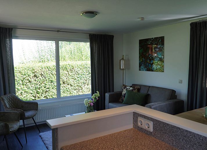 Detached house in Dordrecht with sunny terrace, located in the green countryside of South Holland, ideal vacation home in Rotterdam and surroundings.