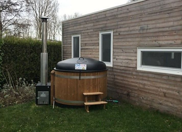 Verblijf 701162 - Vakantiewoning Rotterdam eo - Tiny Cottage Hottub 2+2