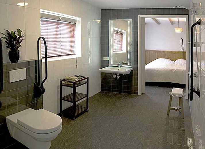 ZH043 vakantiehuis in Ouderkerk-aan-den-IJssel met landelijke omgeving in Zuid-Holland.