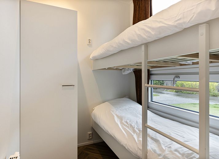 Guest house 701743 - Holiday property Rotterdam eo - Module Special 6 personen Wellness (Hottub)