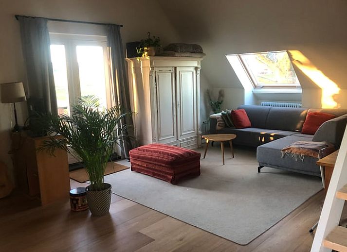 Betoverende zonsondergang bij Vakantiehuisje in Groesbeek, Rijk van Nijmegen, Gelderland, met uitzicht op de landelijke omgeving.