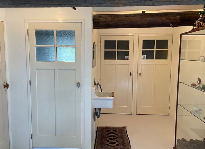 Exterior view of Cottage in Erlecom, vacation home in Rijk van Nijmegen, Gelderland.