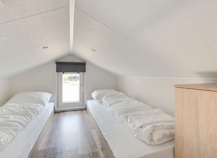 Verblijf 990136 - Vakantiewoning Schouwen-Duiveland - Chalet De Zeester nr. 718 - Strandpark de Zeeuwse Kust