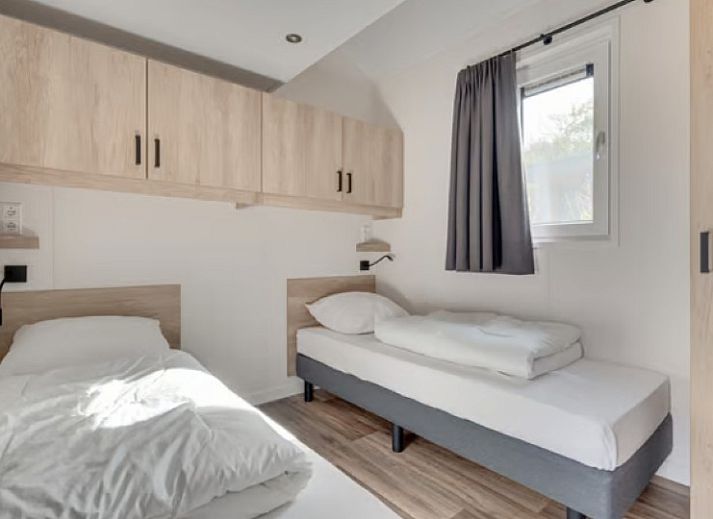 Verblijf 990136 - Vakantiewoning Schouwen-Duiveland - Chalet De Zeester nr. 718 - Strandpark de Zeeuwse Kust