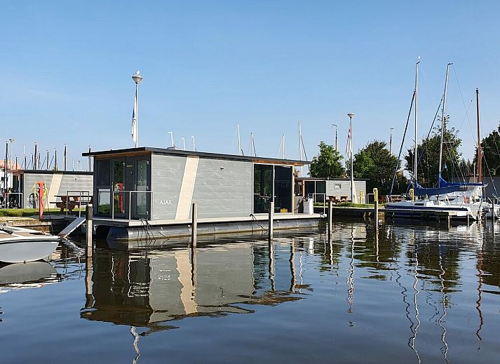 Jachthaven Heeg (Huren Houseboat)