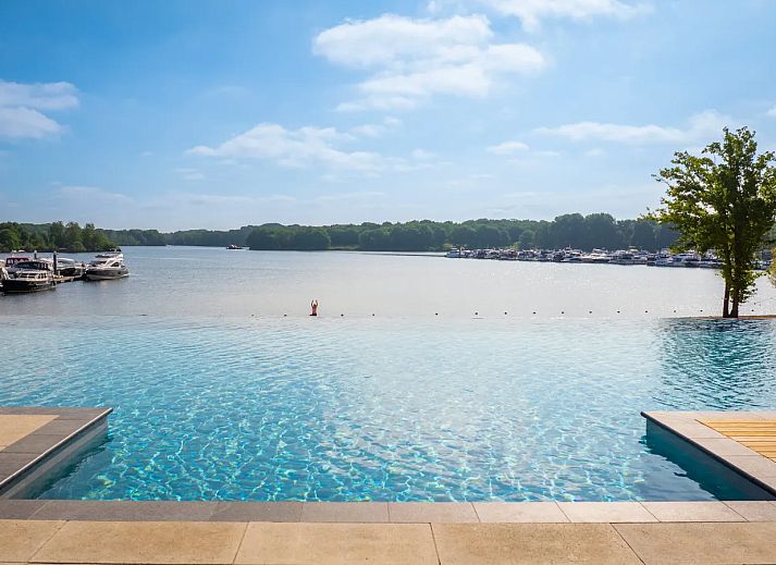 Landal Marina Resort Well