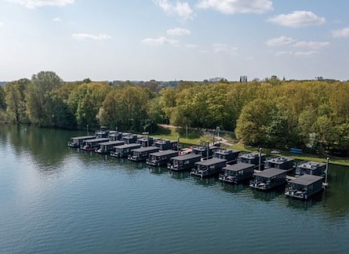 Huren Houseboat Middelaar