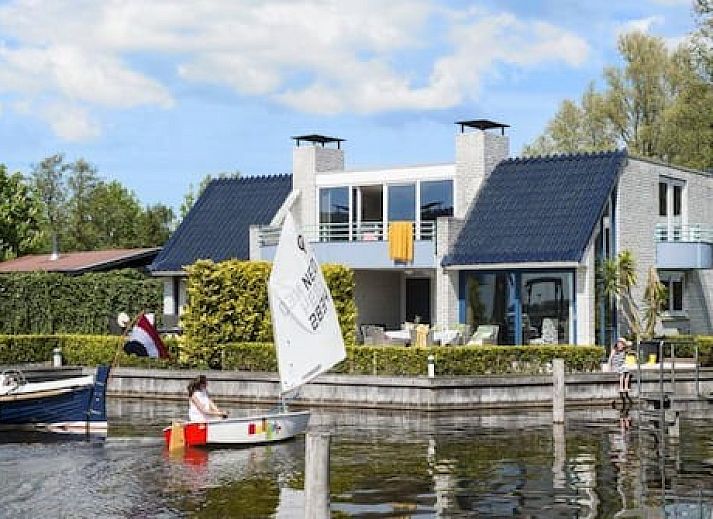 Rien van den Broeke Village