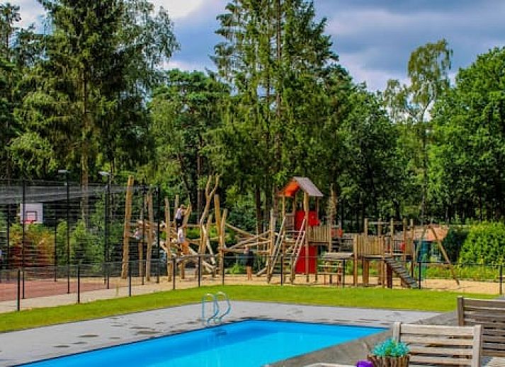 Vakantiepark De Rimboe en De Woeste Hoogte