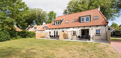 Verblijf 040132 - Vakantiewoning Ameland - luxe vakantiehuis met ligbad en sauna