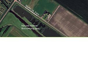 Rustige waterweg nabij Vakantiehuisje in De Cocksdorp, Texel, Waddeneilanden.