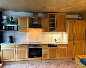 Moderne keuken van Vakantiehuis Slufterhoek 128 in De Cocksdorp, Texel met complete apparatuur.