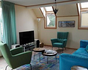 Bright living room in Vuurtorenweg 58 C, vacation home in De Cocksdorp Texel.