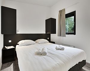 Twee eenpersoonsbedden in Sluftervallei mobile home, De Cocksdorp, Texel.