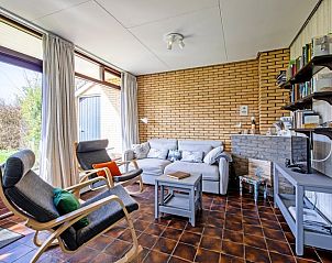 Lichte zithoek in Vakantiehuis Slufterhoek 088, De Cocksdorp, Texel.