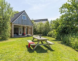 Ferienhaus Zeewinde in De Cocksdorp, Texel mit groem Garten und Terrasse zum Entspannen in der Natur.