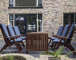 Stijlvolle tuinzitjes bij Het Kwade Konijn vakantiehuis in De Cocksdorp, Texel, voor gezellige avonden.