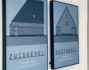 Architecturale prints in Vakantiehuis in De Cocksdorp, Texel voor een uniek interieur.