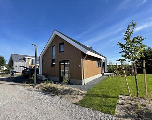 Freistehendes Haus in De Cocksdorp auf Texel, ein modernes Ferienhaus mit grnem Garten und sonniger Umgebung auf den Watteninseln.