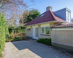 Vooraanzicht van Bungalowpark Slufterduin - 't Oppertje, vakantiehuis in De Cocksdorp, Texel.