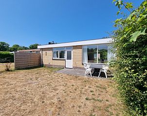 Vakantiewoning Bungalow 178 op Bungalowpark Tamarisk, De Cocksdorp Texel met ruime buitenruimte.