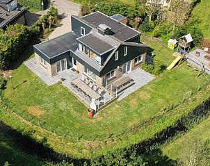 Guest house 010147 • Holiday property Texel • Luxe Villa Texel  8-10 personen met Sauna Krim 95 