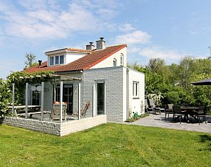 Vakantiehuis D 685 in De Cocksdorp, Texel biedt een charmant verblijf met zonnig terras en groene omgeving op de Waddeneilanden.