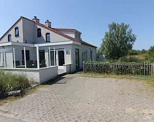 Vakantiehuis D 477 in De Cocksdorp, Texel biedt een zonnig terras en ruime omgeving op de prachtige Waddeneilanden.