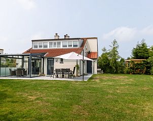 Vakantiehuis D 427 in De Cocksdorp op Texel met zonnig terras en ruime tuin, ideaal voor een ontspannen verblijf op de Waddeneilanden.
