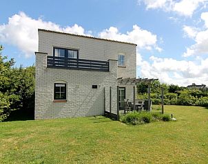 Vakantiehuis F 808 in De Cocksdorp, Texel, met ruime tuin en terras, ideaal voor een ontspannen verblijf op de Waddeneilanden.