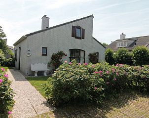 Vakantiehuis E 638 in De Cocksdorp, Texel biedt een charmante tuin en uitnodigende buitenruimte op de Waddeneilanden.