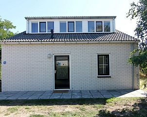 Vakantiehuis E 614 in De Cocksdorp, Texel: charmant vakantiehuis met moderne uitstraling, omringd door natuur op de Waddeneilanden.