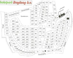 Plattegrond van Chaletpark Bregkoog in De Koog, Texel, met locatie Chalet Bregkoog 52 aangegeven.