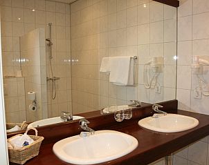 Verblijf 01021011 - Vakantiewoning Texel - Tweepersoons luxe kamer met terras - Douche/toilet