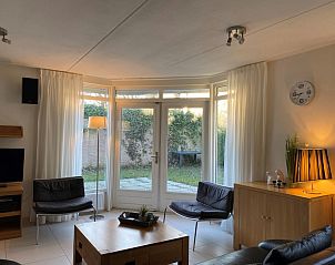 Gezellige leefruimte in Residentie Californi - Vakantiehuis 367, De Koog, Texel, voor ontspanning en samenzijn.