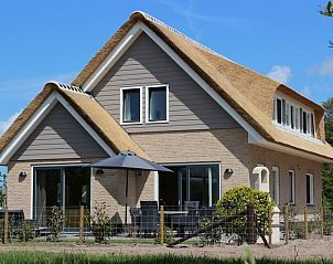 Rietgedekt 6-8 pers.Wellness Landhuis in De Koog, Texel, vakantiehuis met terras en tuin.