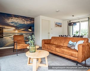 Gezellige zolderkamer in Bungalowpark 't Hoogelandt vakantiehuis, De Koog, Texel met eenpersoonsbedden.
