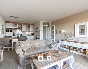 Comfortabele woonruimte met keuken in Appartement Juliana 116 Zeezicht, De Koog, Texel.