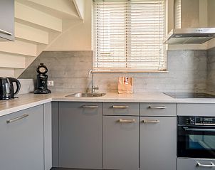 Moderne keuken in De Bosruiter, vakantiehuis in De Koog, Texel met volledige uitrusting.