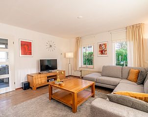 Comfortable sitting area in Holiday home Honeysuckle 61, De Koog, Texel, Wadden Islands.